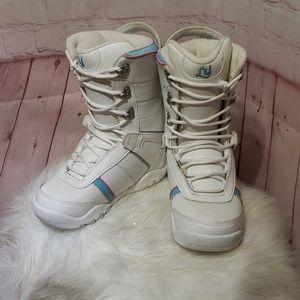 Girls snow boarding boots